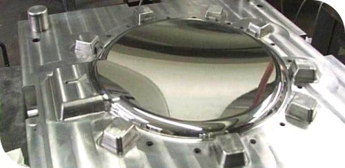 Después de 10 min de lapeado: aún se pueden ver algunas picaduras.